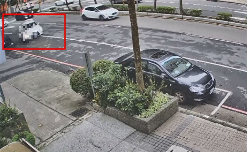 8點檔女星騎車出車禍 犁田瞬撞畫面曝光