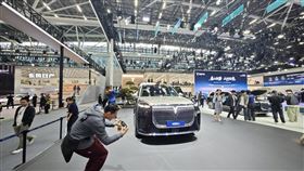 中日情勢緊張之際，周末在廣州舉辦的中國最大年度車展上，日系車依舊夯。（圖／翻攝畫面）