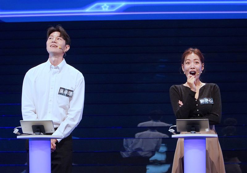 吳承璟、劉伊心對於韓國旅遊題問題大感驚訝。（圖／公視提供）