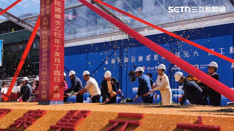 新北市永和區「漢皇RiverSky」（大陳都更6）開價破百萬，漢皇指出預約看屋破千件，其中約半數來自台北市。（圖／記者陳韋帆攝影）