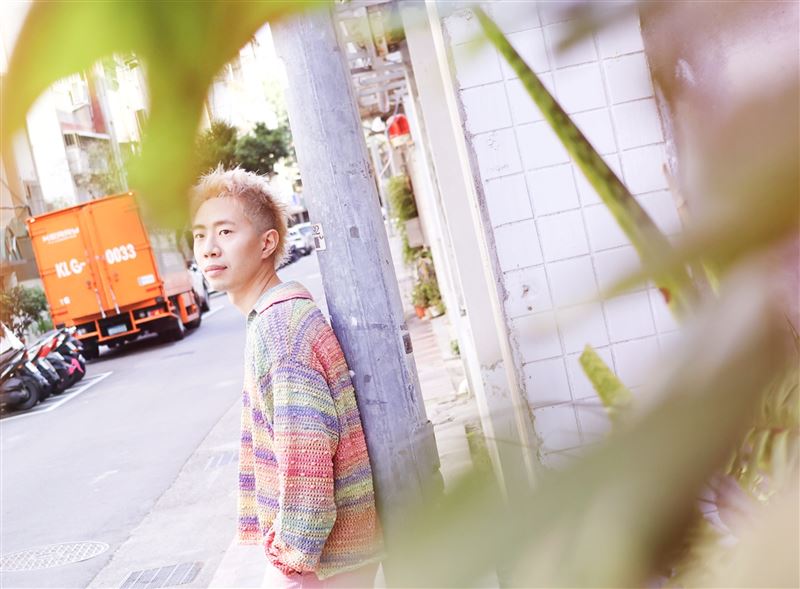 鄭興新專輯圓夢與戴佩妮、吳青峰、蔡旻佑等人合作。（圖／記者鄭孟晃攝影）