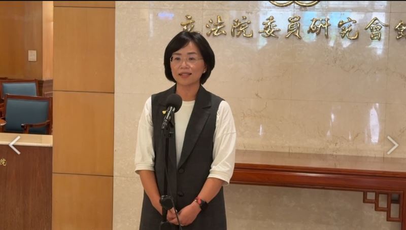 李四川批「施政非穿著漂亮」　蘇巧慧回應