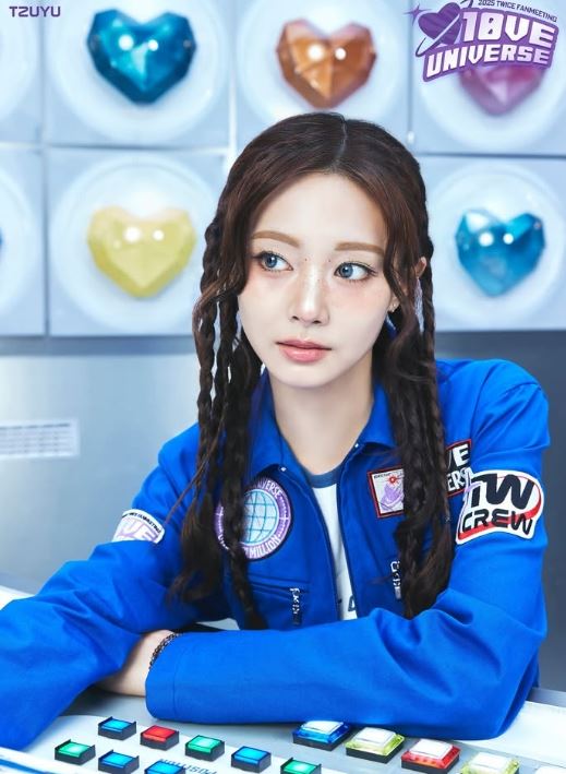 周子瑜哭了！13歲孤單一人赴韓當練習生發展史催淚曝光，引爆粉絲粉絲心疼。（圖／翻攝自IG @twicetagram）