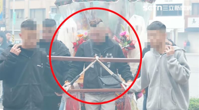 曾冠彰與主嫌吳芳儀的男友呂英菖（紅圈處）疑似因繞境結緣，背離信仰初衷，踏上成魔不歸路，共謀組成靈骨塔詐欺集團。（圖／翻攝畫面）