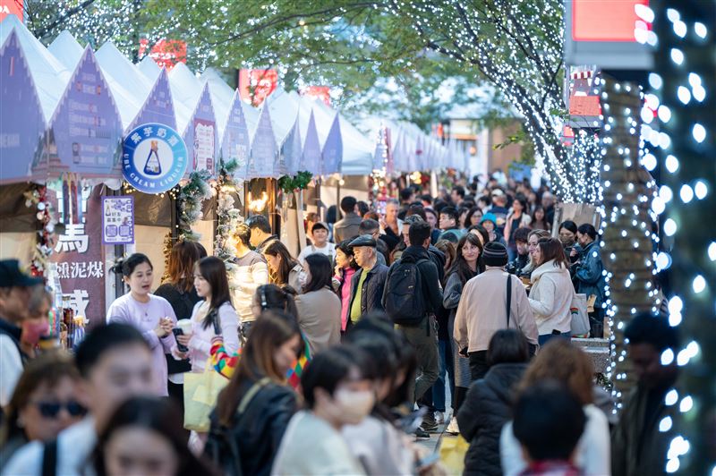 嘉年華在延續歐洲聖誕節歡樂傳統的同時，進一步擴大規模與文化體驗，匯集超過66個歐洲攤位與文化攤位。（圖／品牌業者提供）