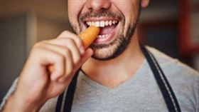 嘴饞（示意圖／iStock）