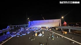 國道,國3,大貨車,翻覆,翻車,烏日交流道,車禍,台中（圖／翻攝畫面）
