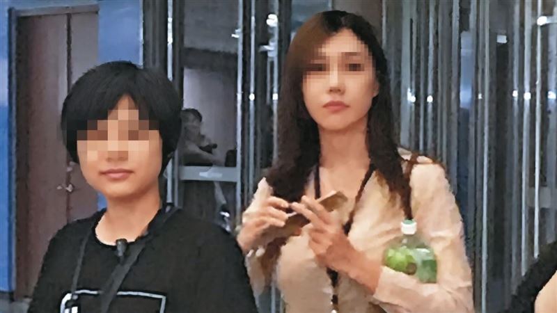 黃明志偷歡眾美女　15年女友不離棄照片曝