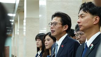 週刊曝收錢辦事證據！黃國昌辦公室這樣說