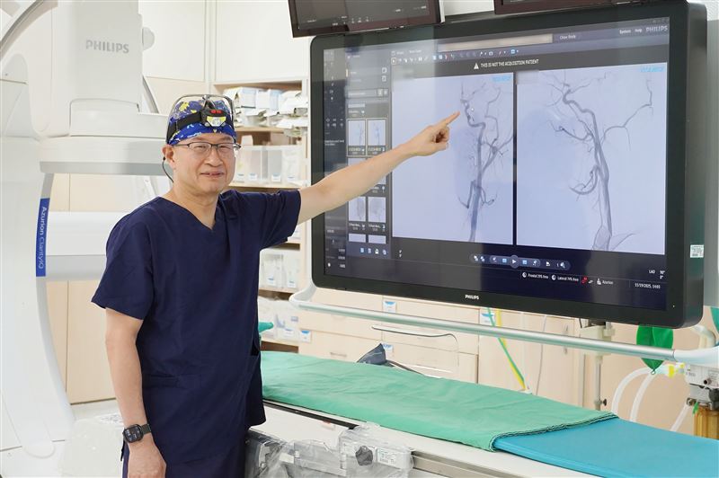 郭葉璘主任提醒,搶救急性腦中風最重要的關鍵就是「時間」。(圖/聯新國際醫院提供)