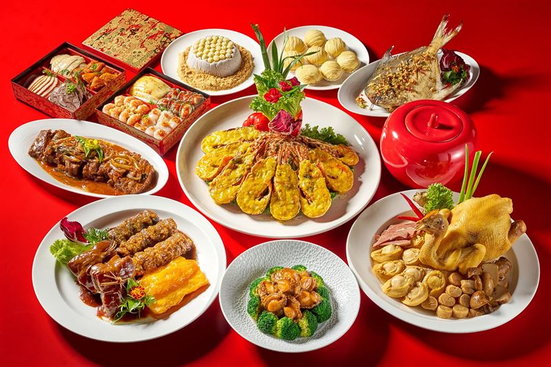 台北福華大飯店江南春鴻運套餐為8人份的外帶年菜，過年在家也可品嚐精緻的江浙料理。（圖／飯店旅宿業者提供）
