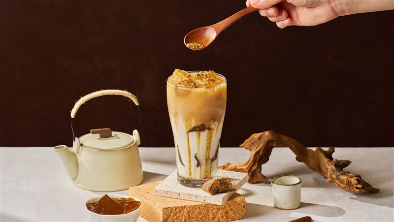 發發+鎮瀾宮 約你開喝「冬方神秘力量」