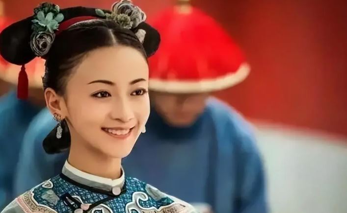 魏瓔珞自小性格獨立堅毅，與宮廷裡渴望被寵愛的女子截然不同。（圖／翻攝自微博）