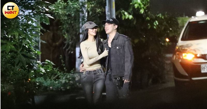 &Oslash;ZI陳亦凡與模特兒女友Jane。（圖／CTWANT）