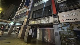 中國咖啡品牌「瑞幸咖啡」強勢來台，選定台北南京復興商圈為首發門市，正式插旗黃金地段。從徵才訊息、招牌菜單到裝修現場細節，一連串跡象透露戰火已燃，勢將引爆台灣咖啡市場新一輪價格與品牌戰爭。（圖／記者師瑞德攝影）