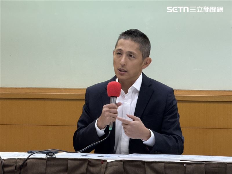 吳怡農公布民進黨台北市長五位潛在參選人互比式民調（圖／記者劉秀敏攝影）