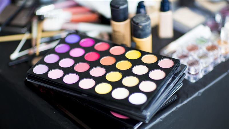 化粧品染蘇丹紅 石崇良:列後市場查驗項目