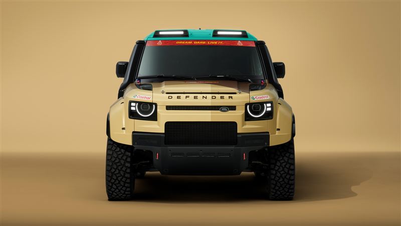 Defender Dakar D7X-R拉力賽車。（圖／JLR提供）