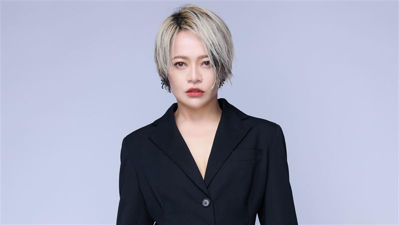 戴愛玲不藏了曝喜訊　許願桃花開：想出嫁