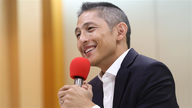 吳怡農稱有底氣破基本盤　學者：感覺很虛