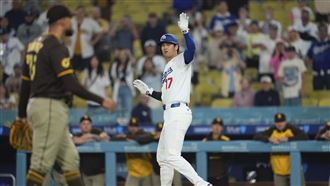 教士故意觸身球踩到界線？　大谷：都忘了