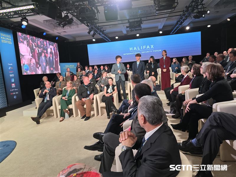 「哈利法克斯國際安全論壇」有許多關於全球安全情勢的高度關注議題，吸引來自各國的政要、軍事專家與學者齊聚一堂。論壇內容涵蓋印太安全、俄烏戰爭後的國際秩序、科技與資訊戰的挑戰，以及民主國家面臨的威脅等。（圖／受訪者提供）
