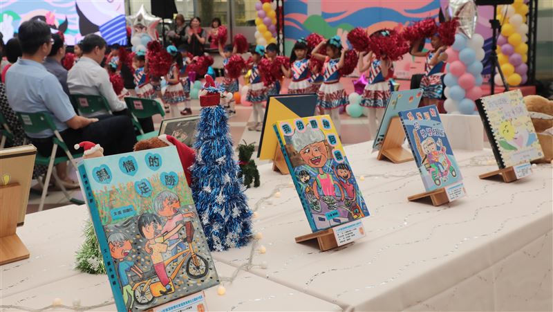 台南家庭教育表揚 學生秀創意、4校奪特優