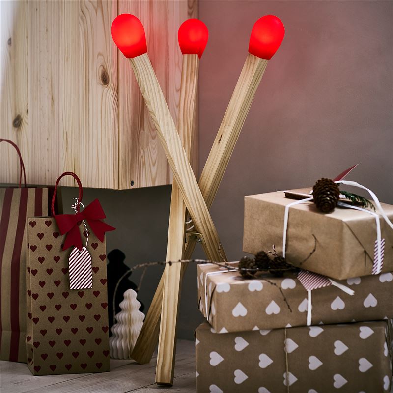 開幕期間推出多項限定優惠與好禮，還有機會抽中火柴燈。（圖／品牌業者提供）