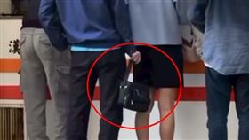 中壢火車站,偷拍,針孔,裙底,內壢大小事（圖／翻攝自《內壢大小事》）