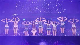 TWICE。（圖／Live Nation提供）