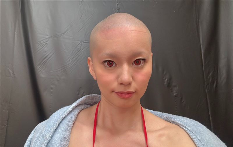 AV女優「平泉栞奈」是2020年10月在SOD本物人妻系列出道的輕熟女。（圖／翻攝自平泉栞奈Ｘ）