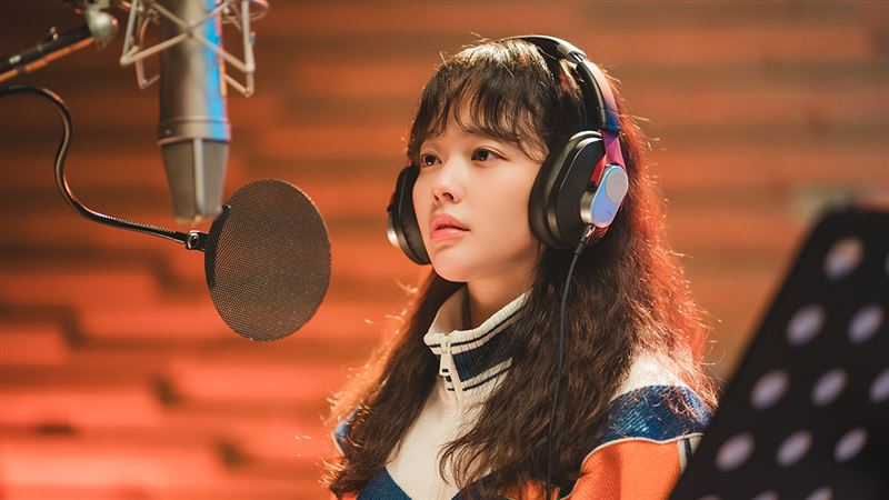 鄭知蘇在《回到20歲》飾演挑戰成為女團出道的「吳杜莉」。（圖／中天娛樂台提供）