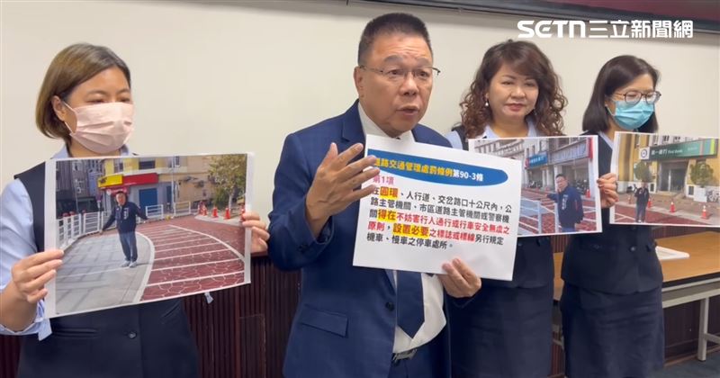 國民黨台南市議員蔡育輝表示，經過交通局多次會勘討論才增設，怒嗆「網紅不一定紅」。（圖／記者林昱孜攝影）