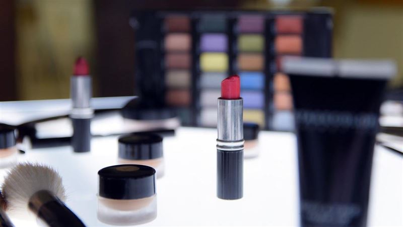 紅腫=中鏢蘇丹紅 醫揭5警訊 頭皮吸收率高