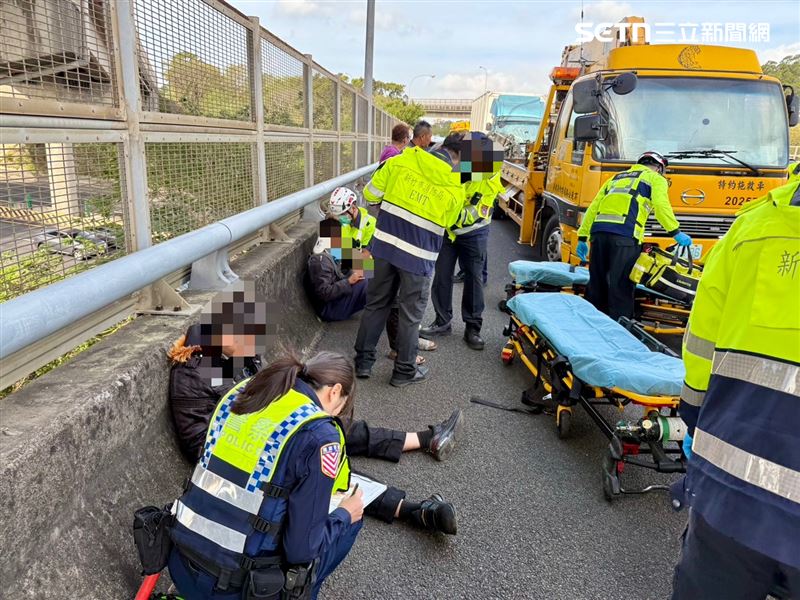 國道3號北上100公里處今（27）日上午發生7車相撞事故。（圖／翻攝畫面）