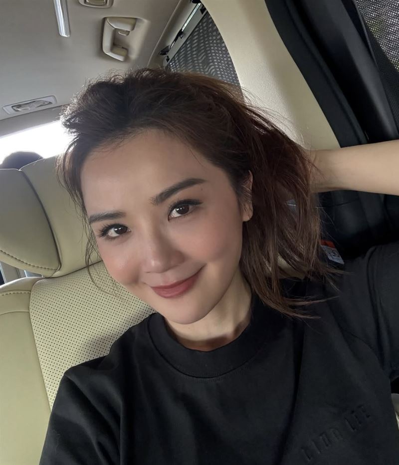 香港天后蔡卓妍發文悲痛大火傷亡。（圖／翻攝自蔡卓妍IG）