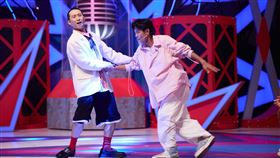 浩子、阿翔攝影棚互打巴掌？！激烈衝突驚呆Sandy。（圖／公視台語台提供）