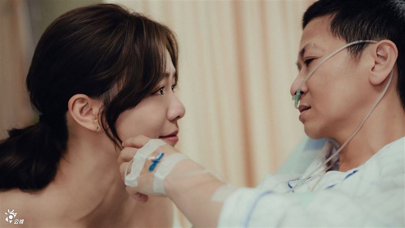 宋芸樺（左）與謝瓊煖（右）演母女融入真情。（圖／公共電視、台灣大哥大MyVideo提供）