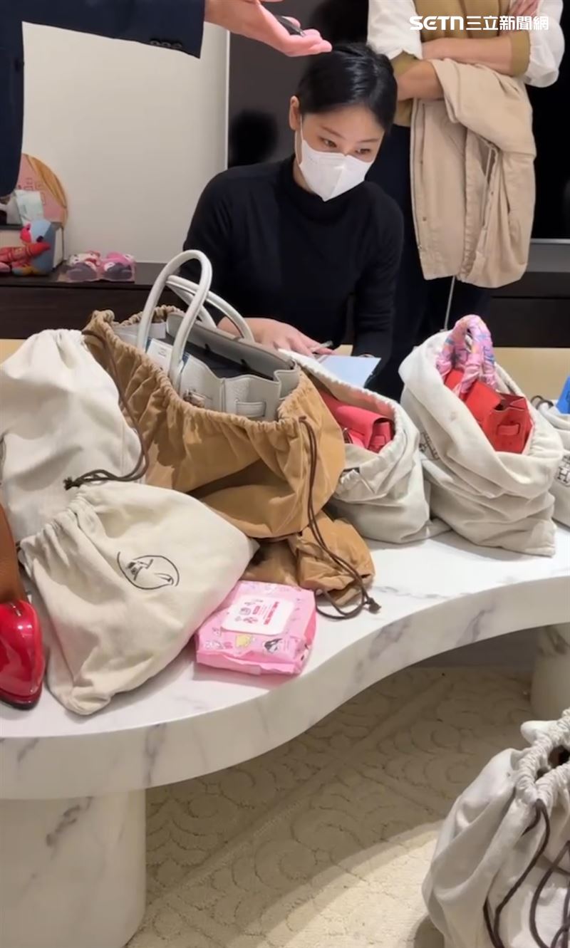 黃廉盈400多萬元的精品與跑車遭假扣押。（圖／律師提供）