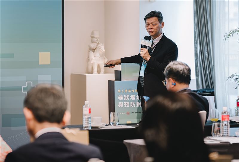 成大醫學院家庭醫學部吳至行教授