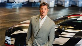 好萊塢巨星小布Brad Pitt正式加入地表最速家族，成為全新車款的全球代言人。（圖／Mercedes-AMG提供）