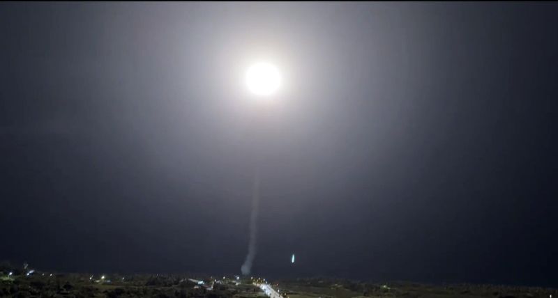 以往試射彈最大彈道高度標記「無限高」，這次的標記為10萬呎，約30.48公里、近太空。（圖／中央社）