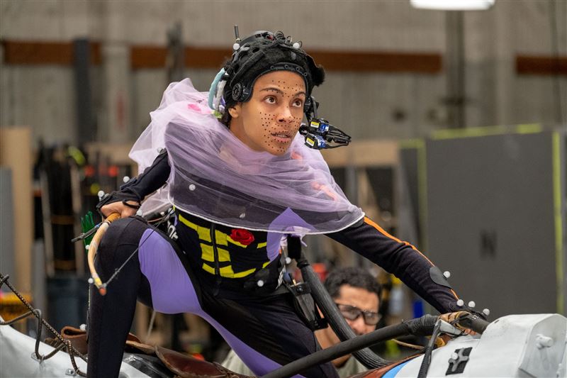 《阿凡達：火與燼》幕後花絮照，柔伊莎達娜。（圖／二十世紀影業提供）