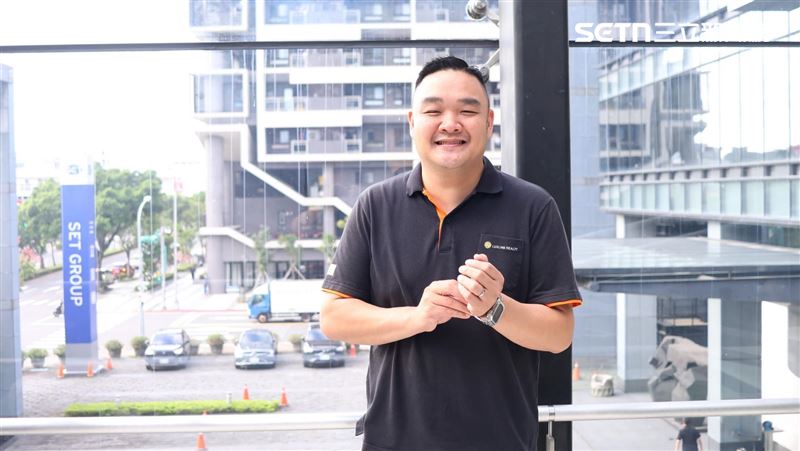 獨/林道遠低潮期苦撐!省錢吃超商即期品