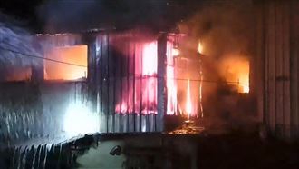 基隆,民宅,火警,堆積物,阿嬤,腳踏車店。（圖／翻攝畫面）