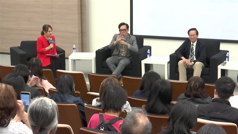 市場震盪加劇 期交所舉辦實體講座湧人潮