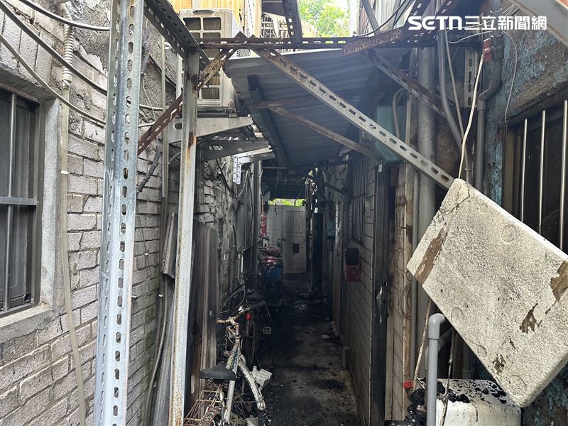北市雙和市場大火造成邱姓老翁全身60%二度灼傷送醫。（圖／翻攝畫面）