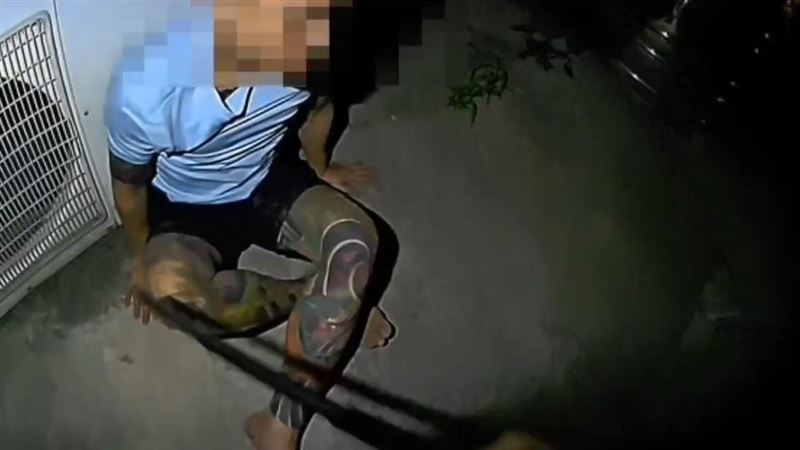 22歲通緝犯尿遁逃逸　跑300M累到軟腳投降