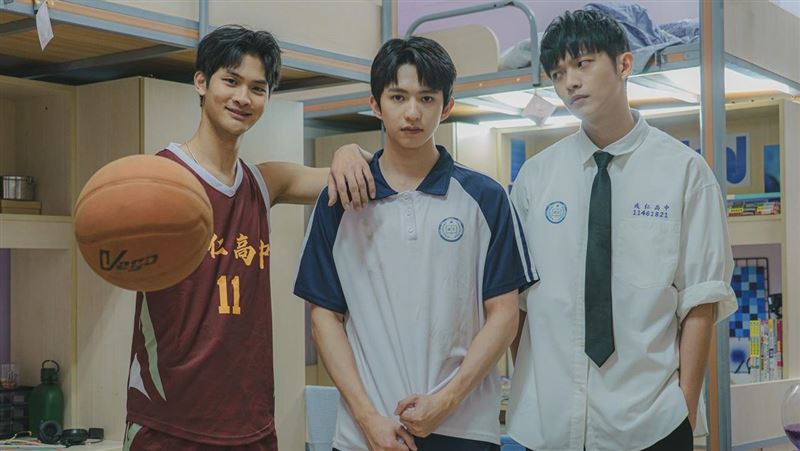 宿舍虐貓案真相反轉　男星崩潰哭到失聲