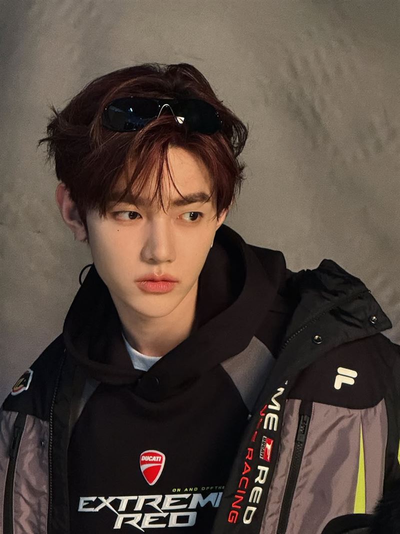 ZEROBASEONE成員章昊也捐款給香港。（圖／翻攝自IG @zb1official）